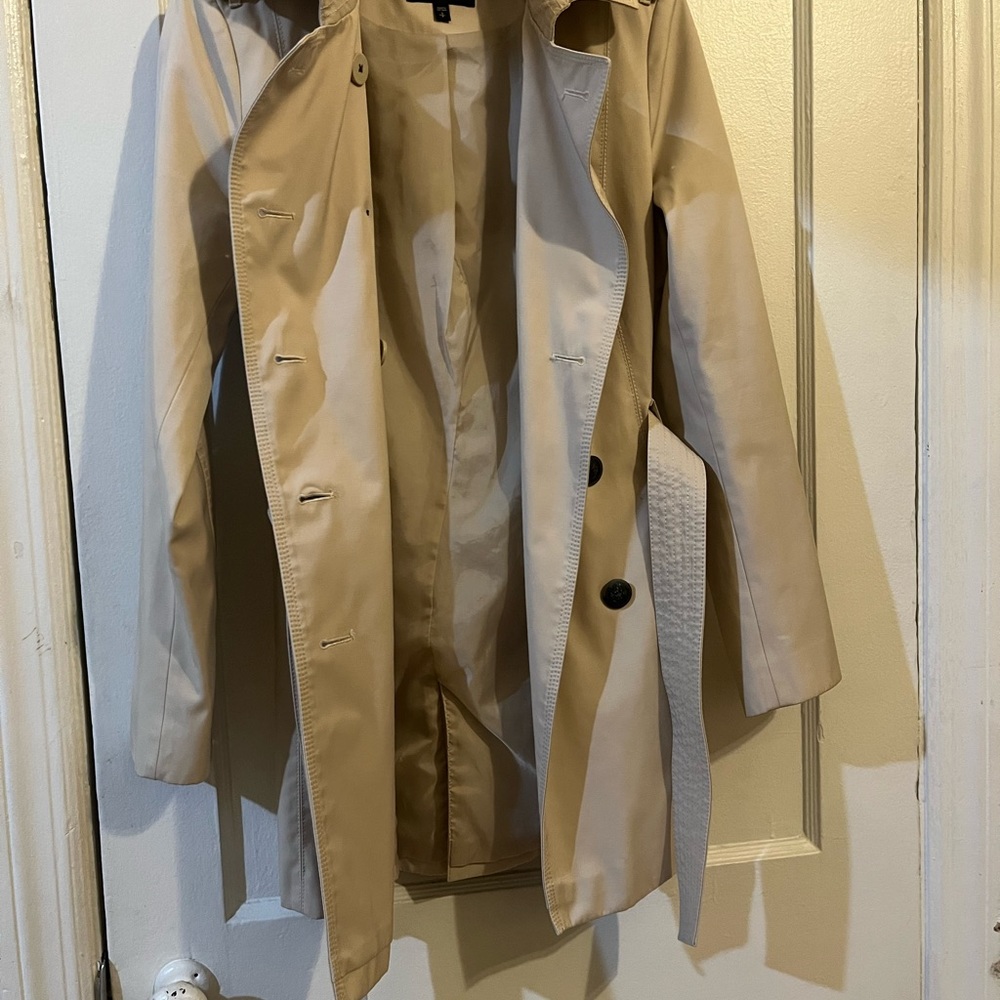 Express Especial Edition Trench Coat size Small